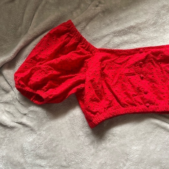 Forever 21 Cherry Red Sweetheart Eyelet Crop Top - Picture 5 of 5